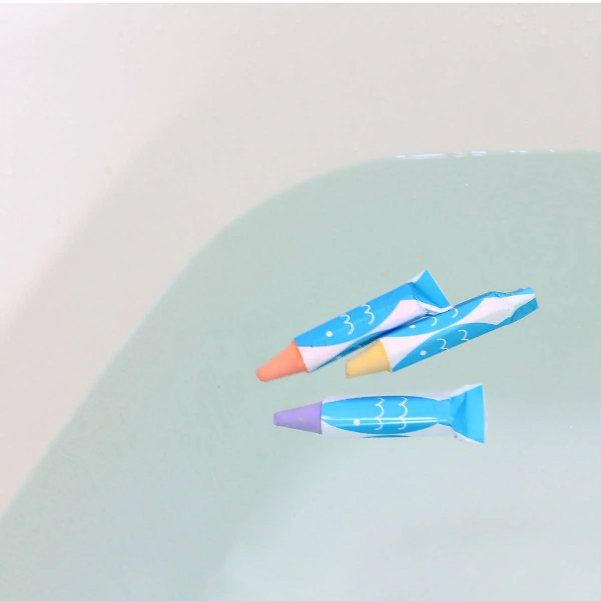 Kitpas Bath Crayons 10 Colors with Sponge
