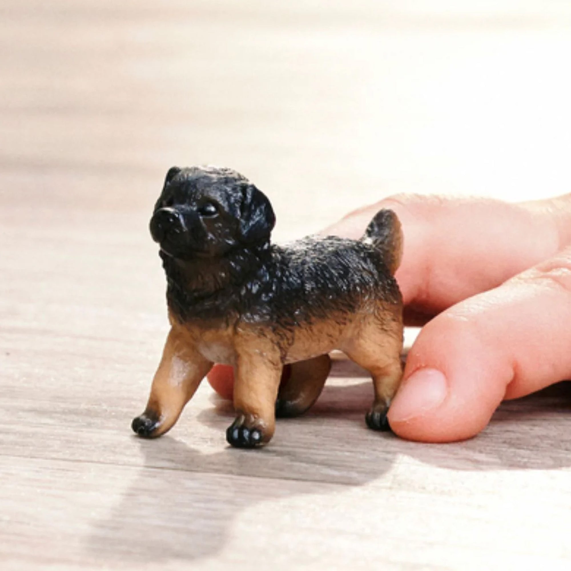 Schleich Farm World German Shepherd Puppy