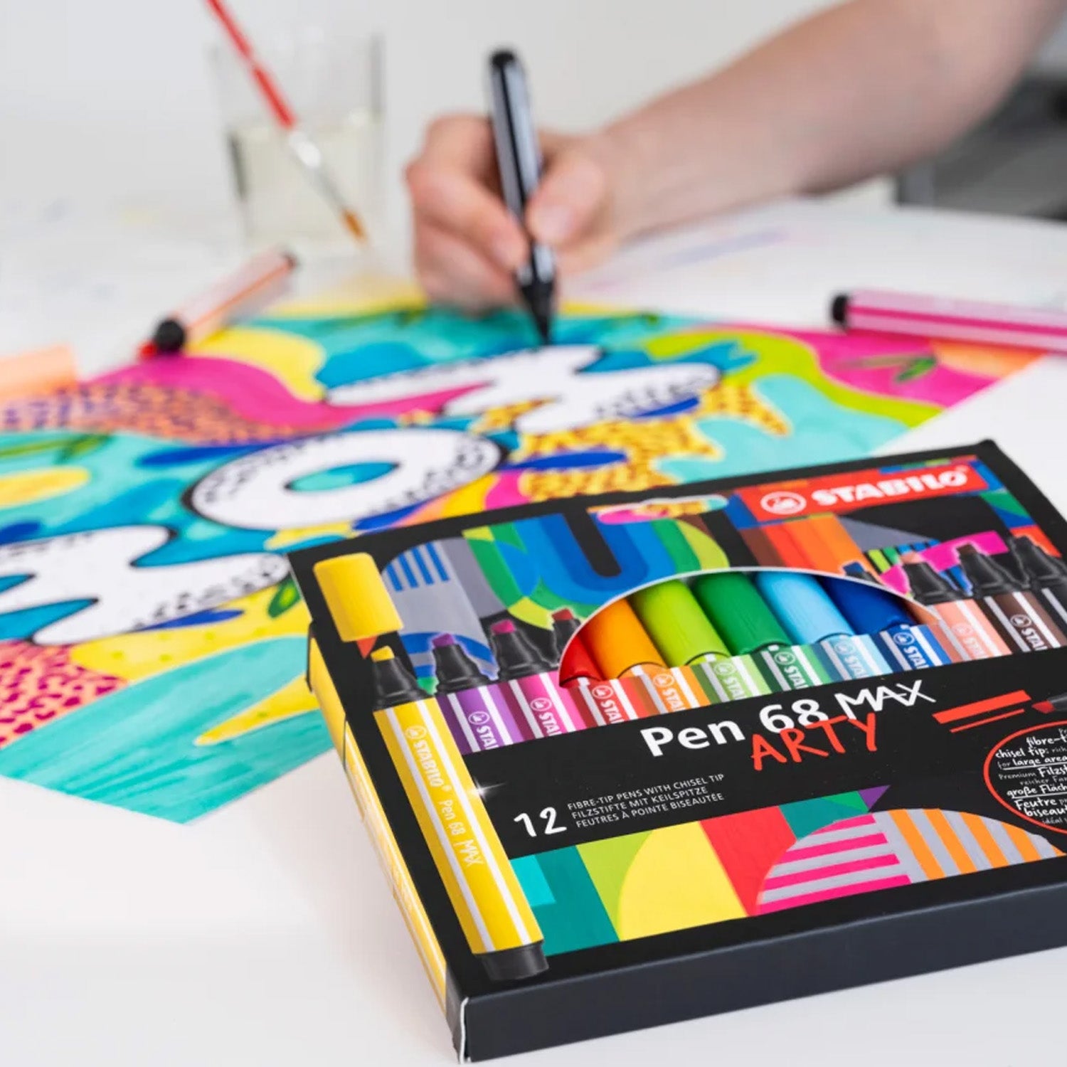 Stabilo Pen 68 Max ARTY Premium felt-tip pen with chisel tip - Set of 12