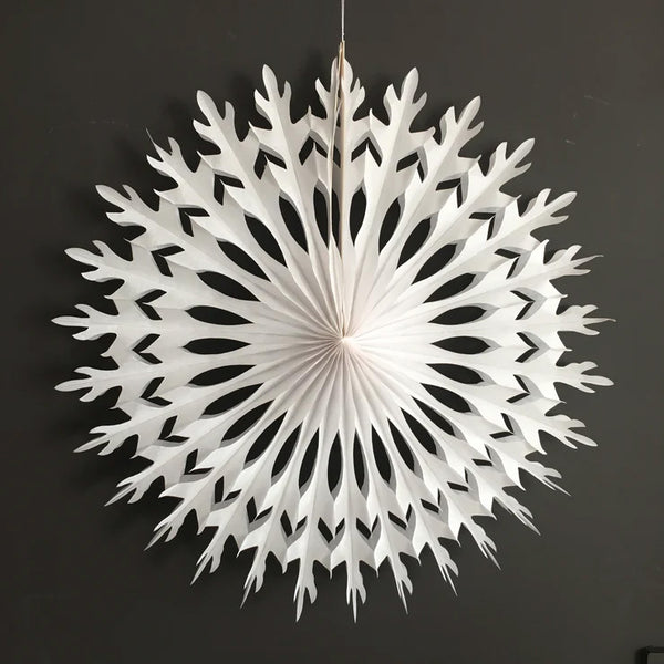 Paper Snowflake Fan Decoration - Medium Heart Pattern