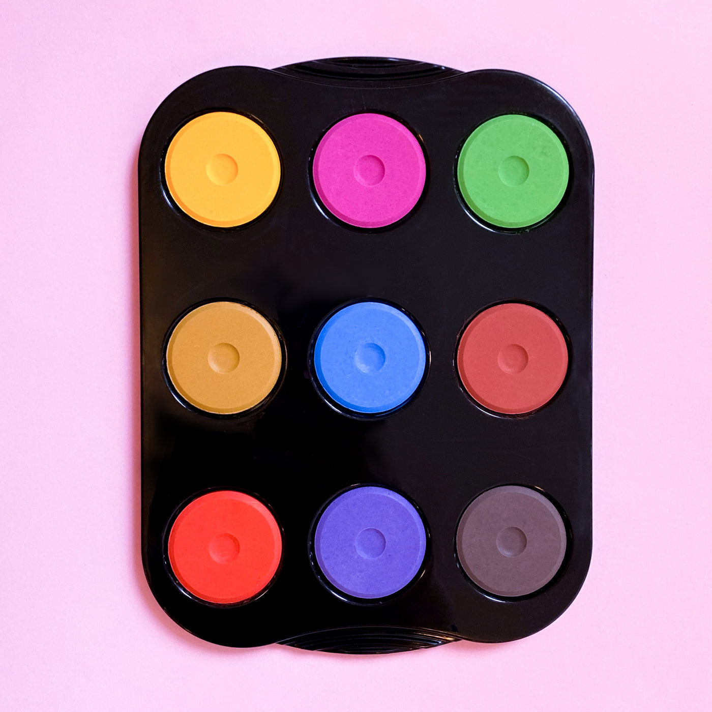 Mini Tempera Paint Puck Set of 9 Colors in Brights and Neutrals