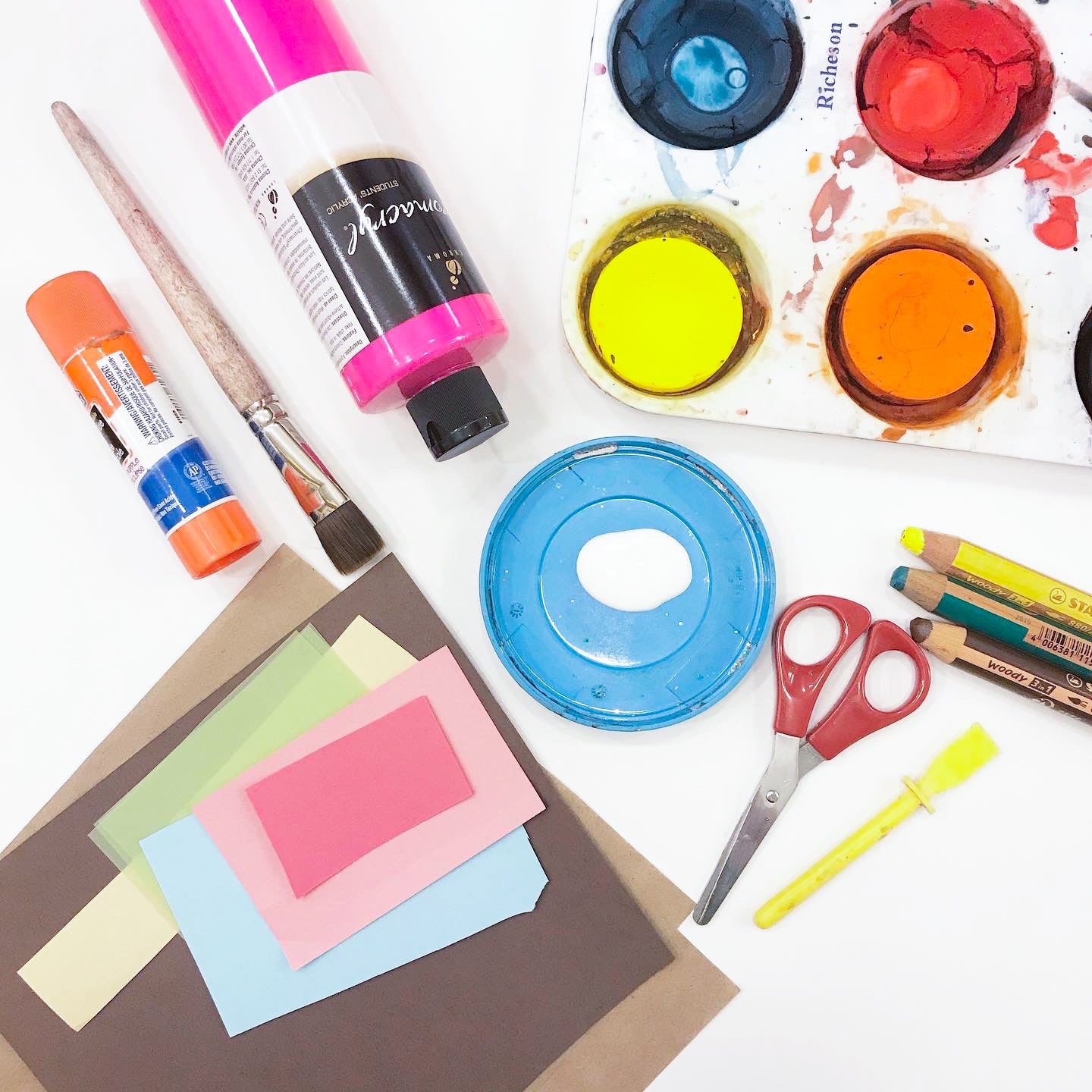 Online Mixed Media Art Class for Kids aged 3 to 8 years inspired by the book Today by Julie Morstad