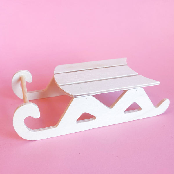 Wooden Paintable Winter Sleigh Style 3
