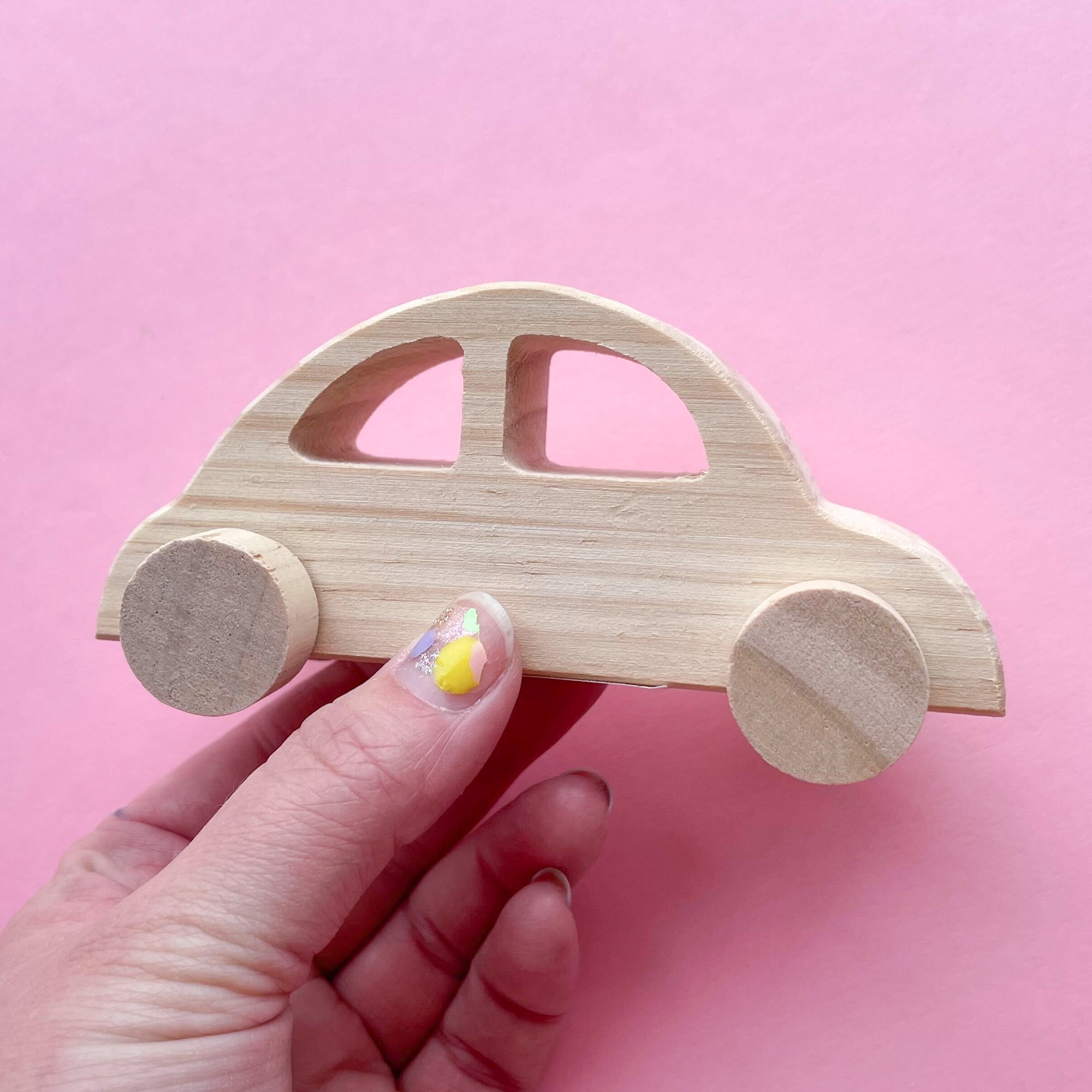 Wooden Paintable Car with moving Wheels