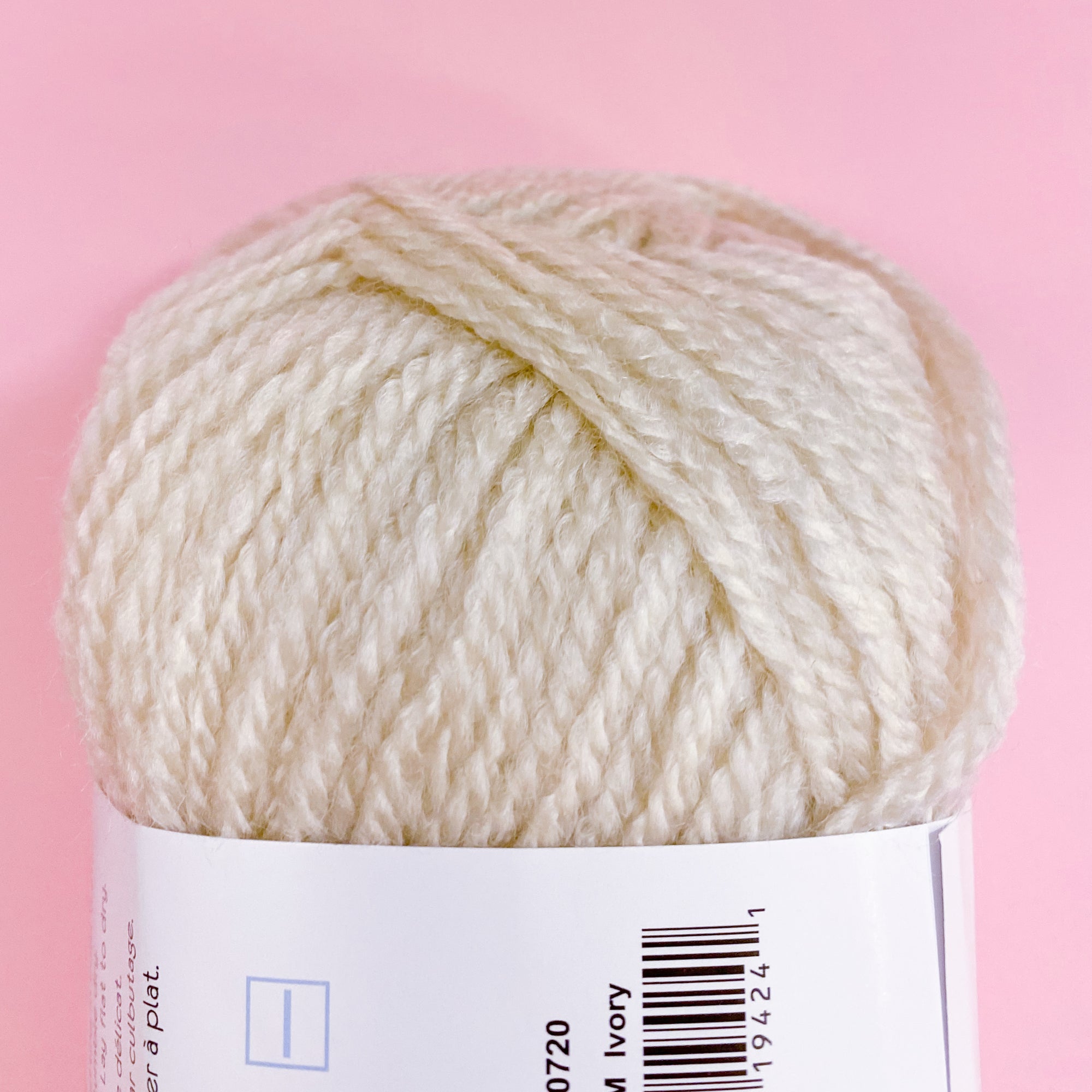 Acrylic Crafting Yarn in Ivory Colour